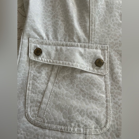 Chico’s Sleek White Jacket 3/4 Sleeve with Double front Pockets Women’s Size S - Picture 2 of 14